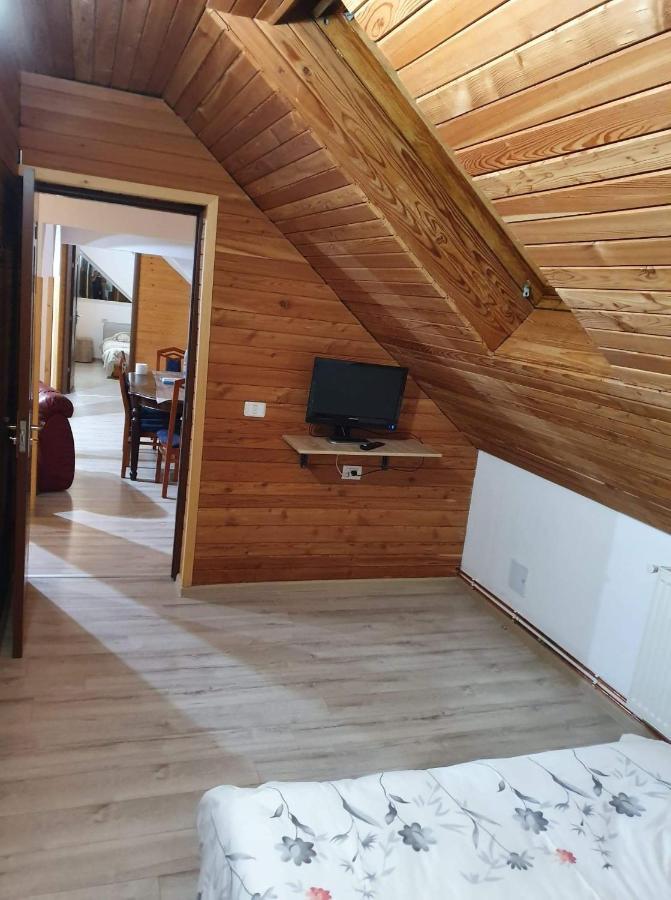 Hotel Vila Aslam Gura Humorului Esterno foto